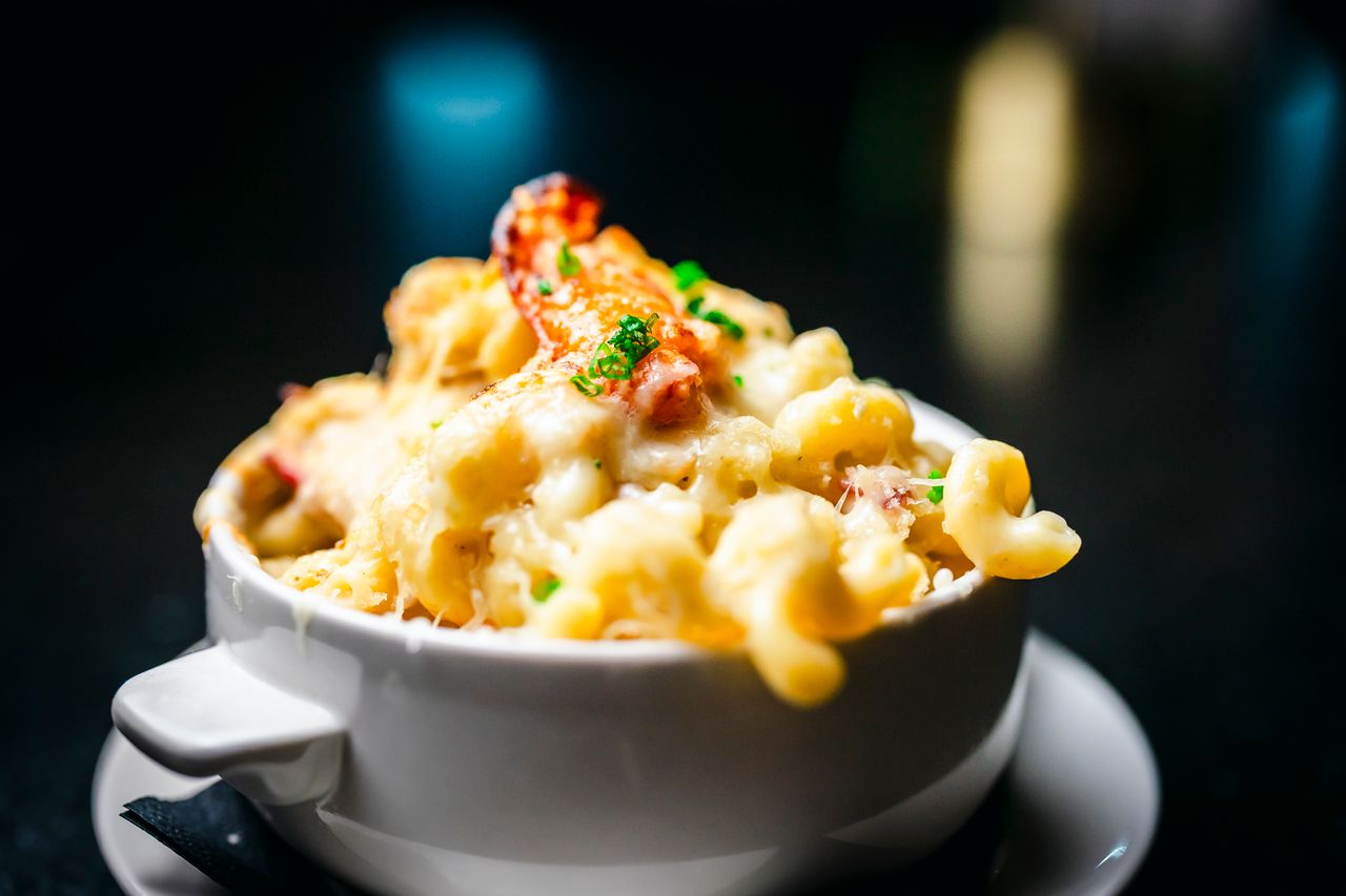 Lobster mac and cheese shared plate at The Boardroom